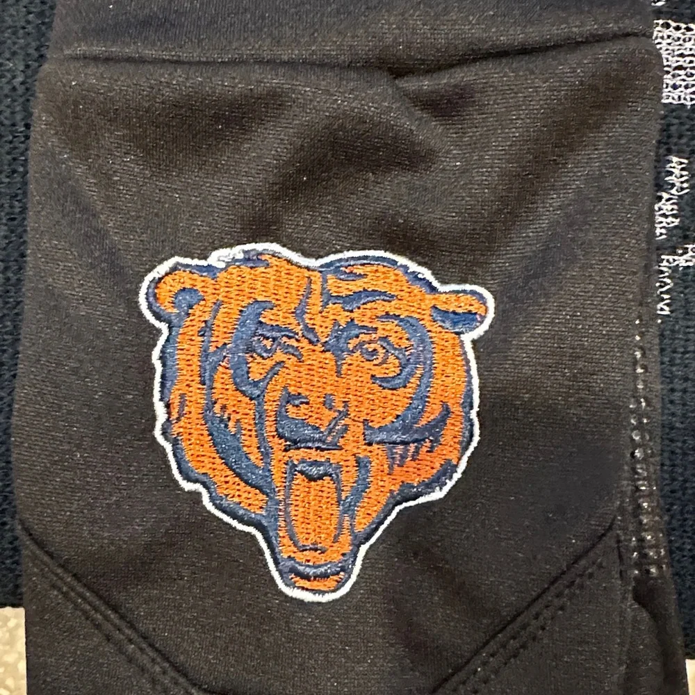 BEARS Women’s Forever Collectibles Navy and Orange Scarf with Gloves